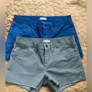 Carve Designs corduroy Maui short bundle size  6